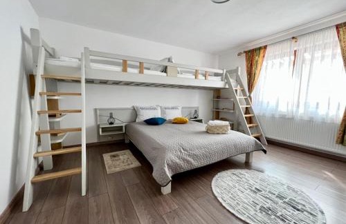 Zarnesti Casa | Casa Matteo - Rustic & cosy getaway in Zărnești
