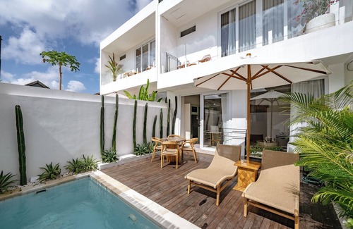 Batu Bolong Villa | Casa Medjango Canggu