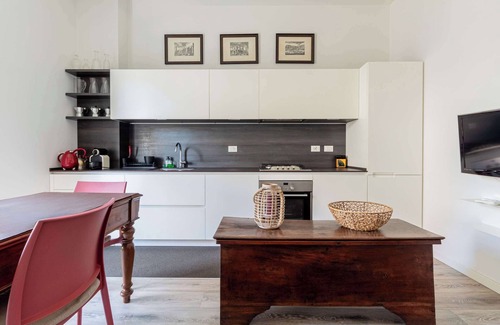 Porta Venezia Apartamento | Casa Melzo, centre city garage&panorama terrace