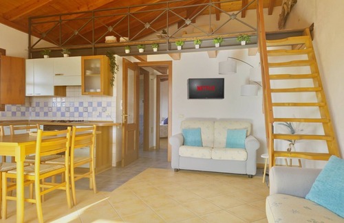 Sos Alinos Apartamento | [Casa Mikè] Elegante apartamento con balcón