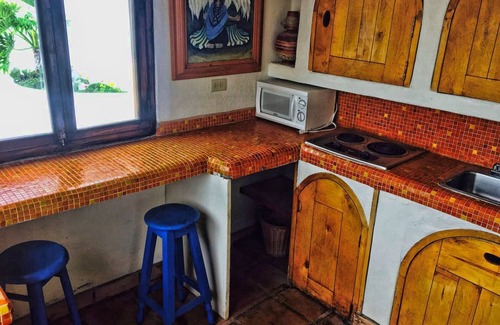 Primo Tapia Casa | Casa Mil Flores- Piscina - Jacuzzi frente al mar - Casa exótica frente a la playa -