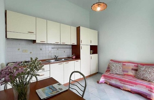 Marina di Puolo Casa | Casa Milli C: A cozy apartment situated on a promontory facing the sea.