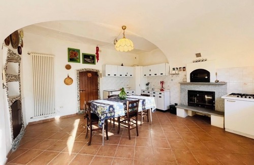 Serralunga di Crea Casa | Casa Mina(Wi-fi & TV)