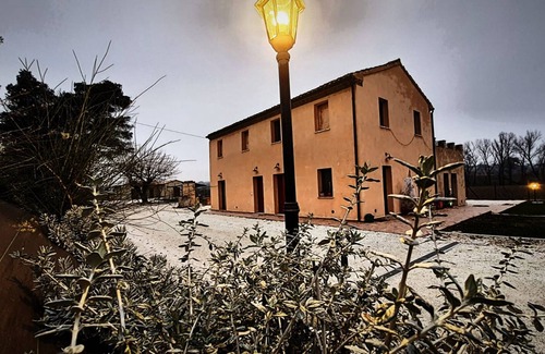 Monsano Casa | CASA MONTEFIORE 13 farmhouse in the Marche countryside