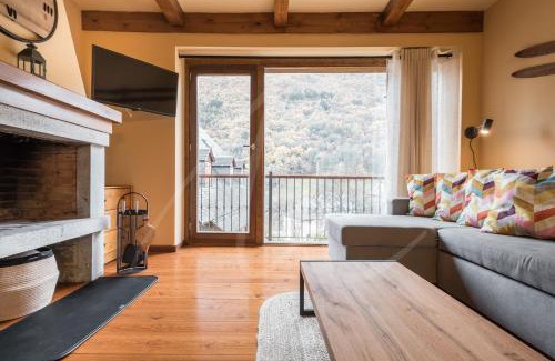 Las Bordas Casa | Casa Montjòia by SeaMount Rentals