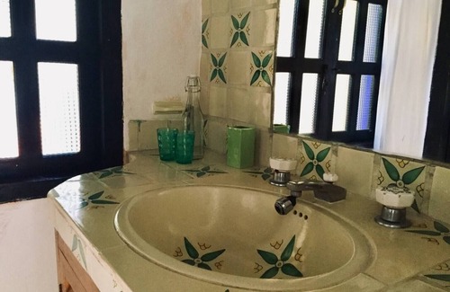 Barrio del Cerrillo Cama Y Desayuno | casa Frida - Centrally located cabin near market