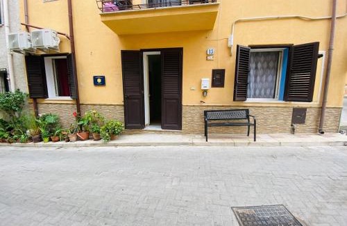 Campofelice di Roccella Apartamento | Casa Niní