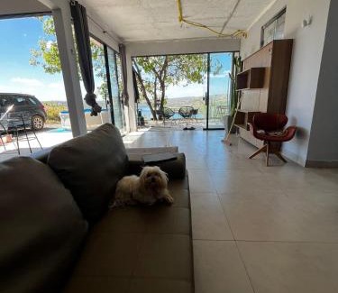 Alexania Cabina | Casa no Lago em Corumbá 4