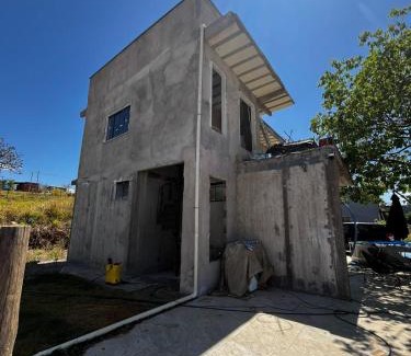 Alexania Cabina | Casa no Lago em Corumbá 4