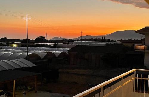 Sperlonga Apartamento | Casa Onda Blu - Lake View Flat, 4 mins from beach with parking!