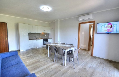 Casal Velino Casa | Casa Ondina A: A welcoming apartment situated in a quiet location, a few minutes from the town center, with Free WI-FI.