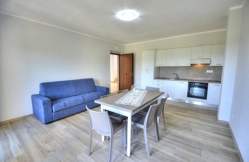 Casal Velino Casa | Casa Ondina A: A welcoming apartment situated in a quiet location, a few minutes from the town center, with Free WI-FI.