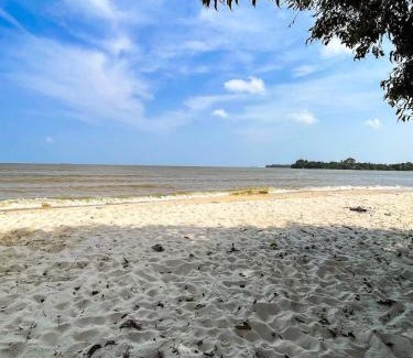 Carananduba Casa | Casa pé na areia próxima a Belém com vista incrível