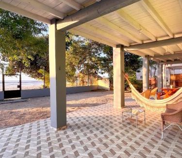 Carananduba Casa | Casa pé na areia próxima a Belém com vista incrível