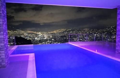Envigado Casa | Casa Panorámica Mirador VIP Luxu