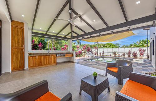 Uvita Villa | Casa Paraiso de Ballenas