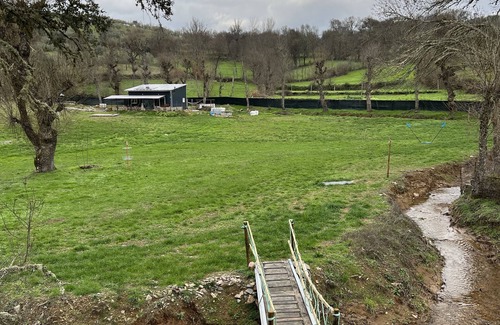 Braganca Cabaña | Casa pequena dentro de uma quinta, ótima para atividades ao ar livre.