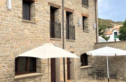 Yebra de Basa Apartamento | Casa Pérez, nueva casa rural en el Pirineo Aragonés! Desde Diciembre 2018!
