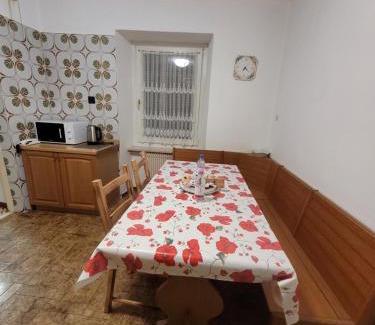 Pellizzano Apartamento | Casa Pontesana