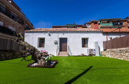 Manzanares el Real Villa | Casa Postiguillo