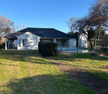 Mercedes Casa | Casa Quinta La Carmina