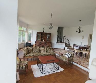 Araras Casa | Casa Quintal Massucatte