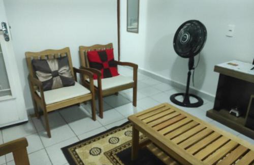 Custodio Pereira Casa | Casa Recanto Feliz, espaço inteiro em Uberlândia próximo ao Umuarama e Aeroporto