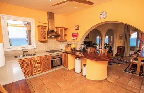 Ventanicas-El Cantal Villa | Casa Redonda Villa excepcional con piscina y panorámicas privadas vistas sobre el mar