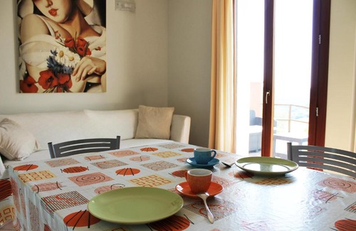 Pesaro Casa | Casa Renili