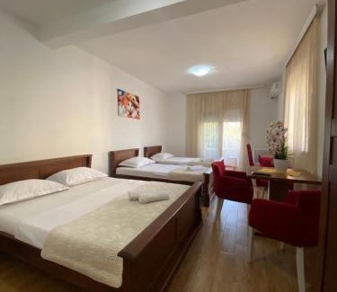 Gjerana Casa | Casa ROBI - Apartments & Suites