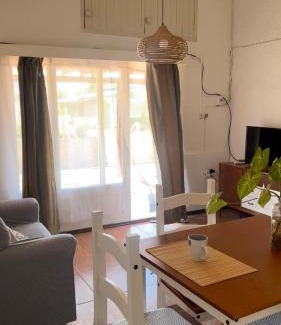 Barra del Chuy Casa | Casa rosa - se reserva con seña