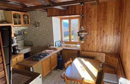 Trarego Viggiona Apartamento | Casa Rossi: Vacation in the dreamy mountain village of Trarego-Viggiona above Lake Maggiore