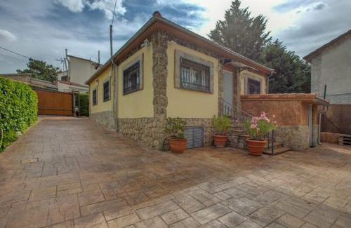 Santa María de la Alameda Casa | Casa rural Higueras