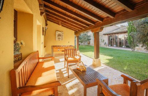 Uruena Casa | Casa Rural De La Anunciada