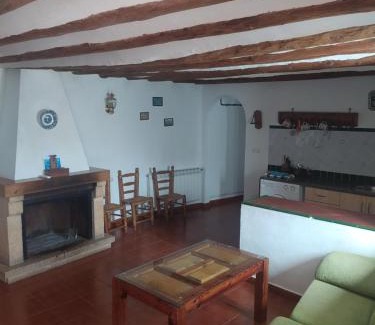 El Cerezo Casa | Casa Rural El Cortijo Nuevo, en El Cerezo