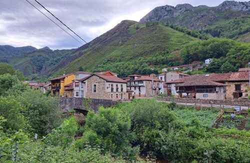 Sobrescobio Casa | Casa Rural El Puente de Agues