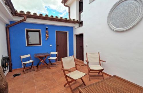 Montejaque Casa | Casa rural en Montejaque con patio andaluz, chimenea y sala multiusos