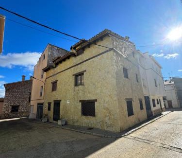 Talayuelas Casa | Casa rural María Juliana