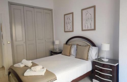 San Lorenzo Apartamento | Casa Santa Ana. Patio Privado