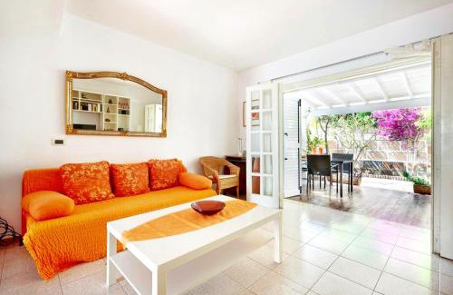 Chayofa Apartamento | Casa Sarita - farbenfrohes Ferienhaus
