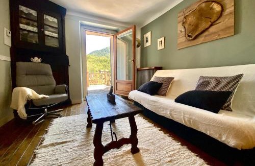 Santa Cruz de la Seros Casa | CASA SENERA