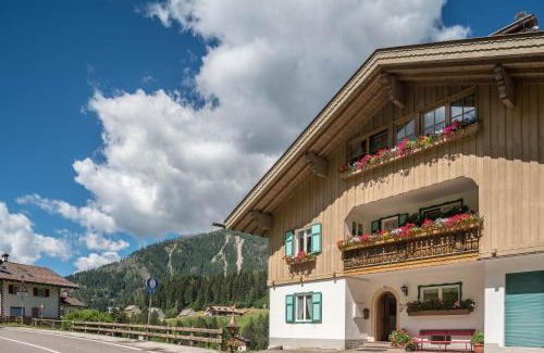 Moena Apartamento | Casa Serena Appartamento Latemar