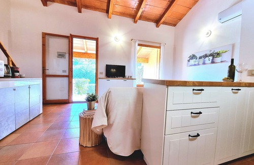 Muravera Casa | Casa Serena vicino al mare WiFi giardino 2 parcheggi privati