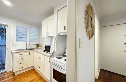 Towradgi Apartamento | Casa Solé - Calm 1BR Escape by Towradgi Beach