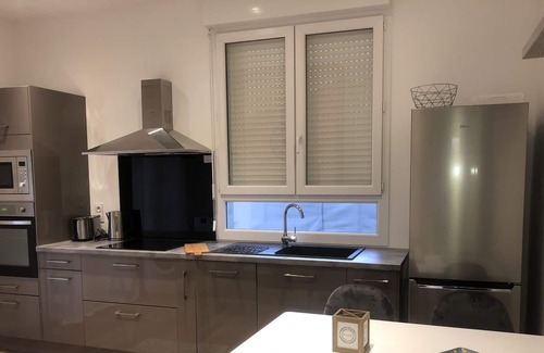 Omessa Casa | Casa stella casa grande con jardín