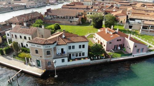 Longa Casa | Casa Sulla Laguna