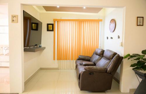 Aguascalientes Casa | Casa Teresita - Amplia y cómoda en zona tranquila y bien conectada