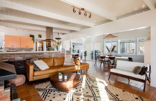 Twentynine Palms Casa | Casa Tierra - Secluded Oasis with Pool and Hot tub!