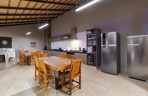 Pirenopolis Casa | casa torre de pedra