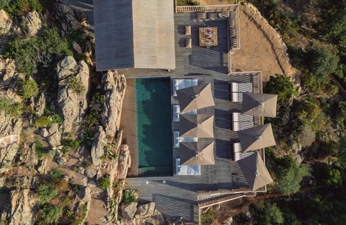 Olmeto Casa | Casa Urizonti - Where the sea meets the horizon